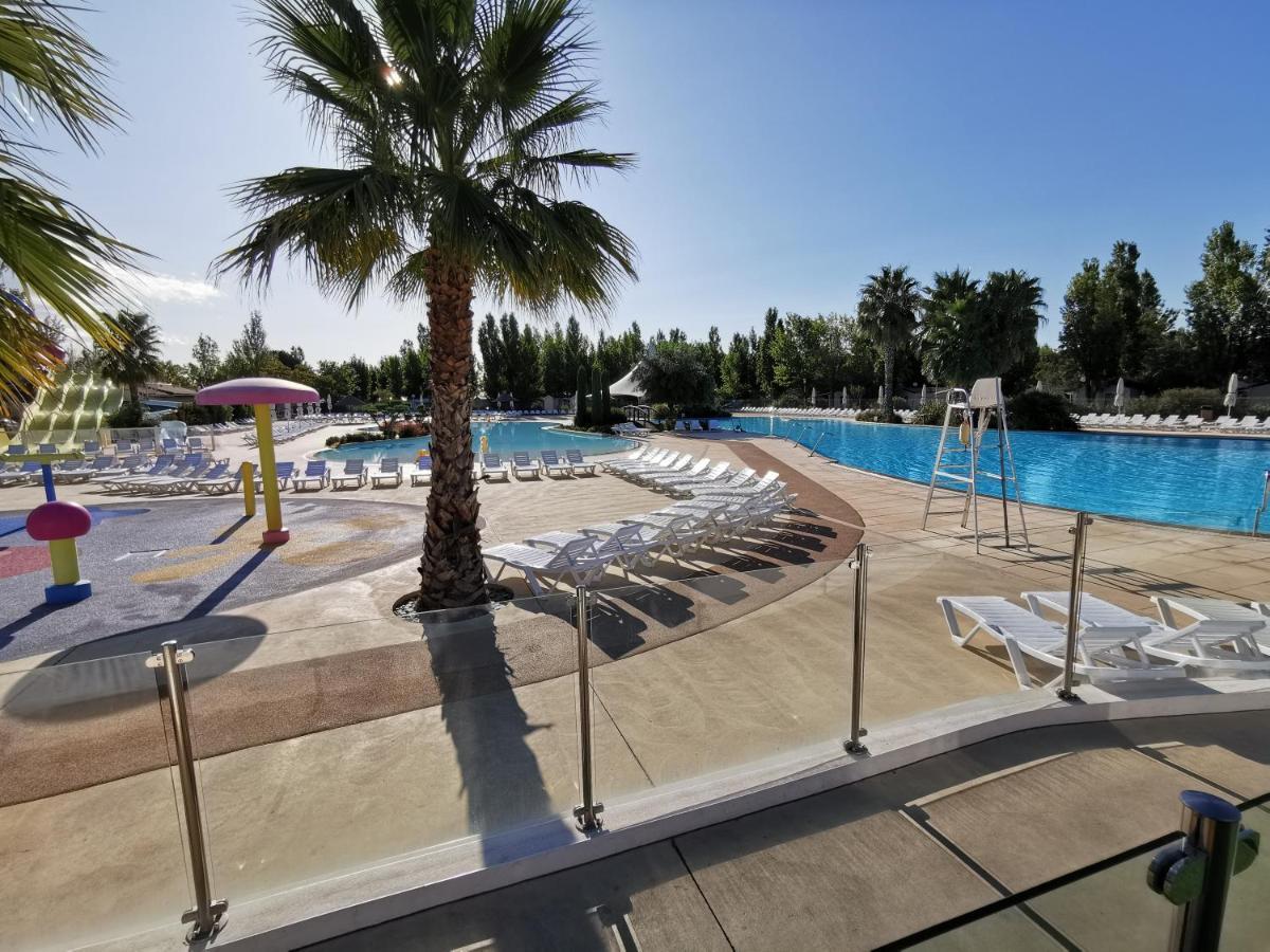 Hotel La Carabasse / Mazet 69 Vias Exteriér fotografie